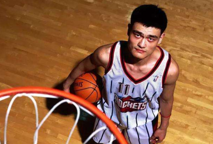 锋李昊焱成