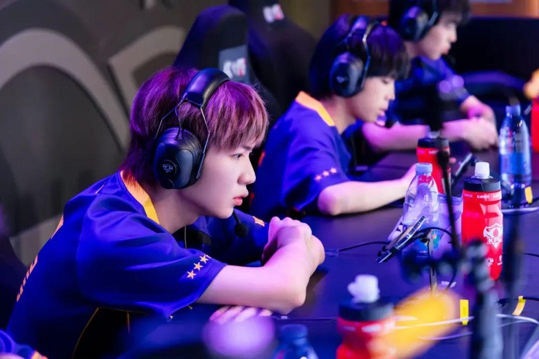 年龄的成熟 年龄的成熟