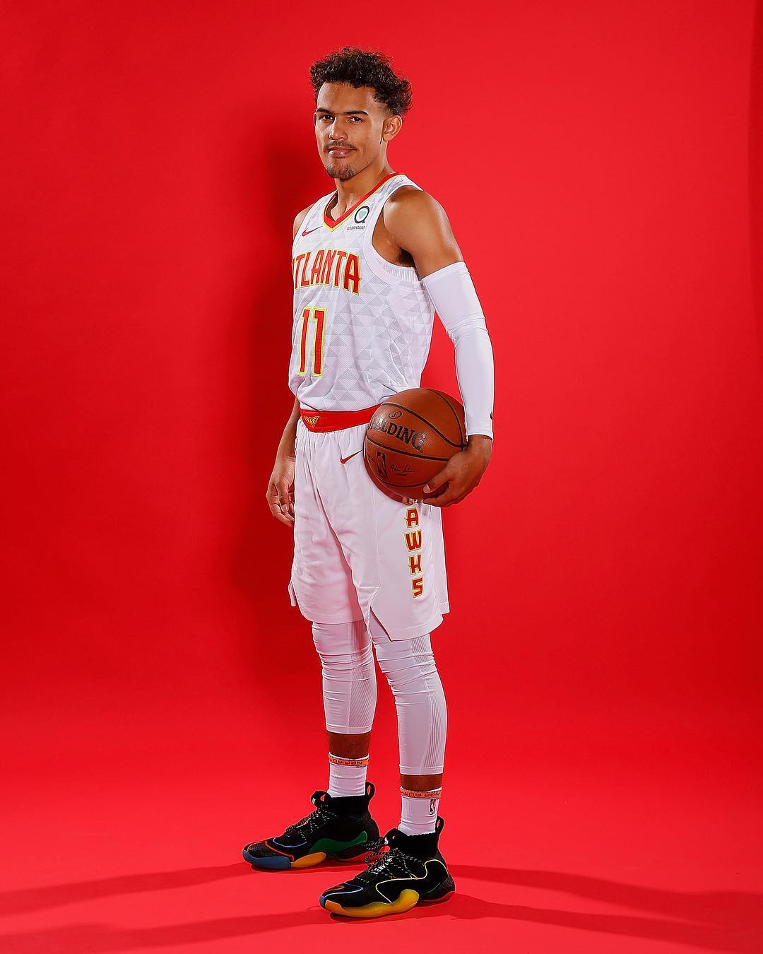 后腰需具备 后腰需具备