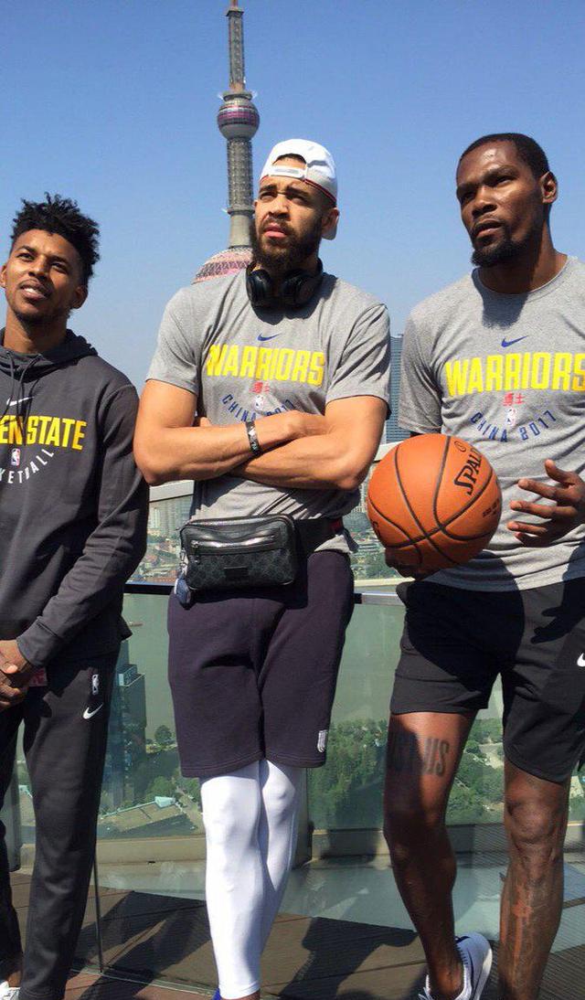 后两者决定 后两者决定